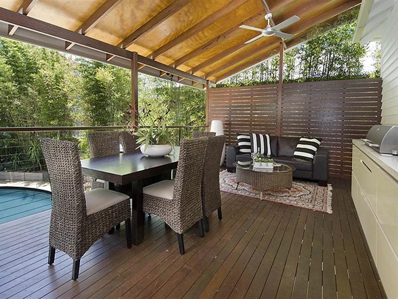 16 London Road, Clayfield QLD 4011