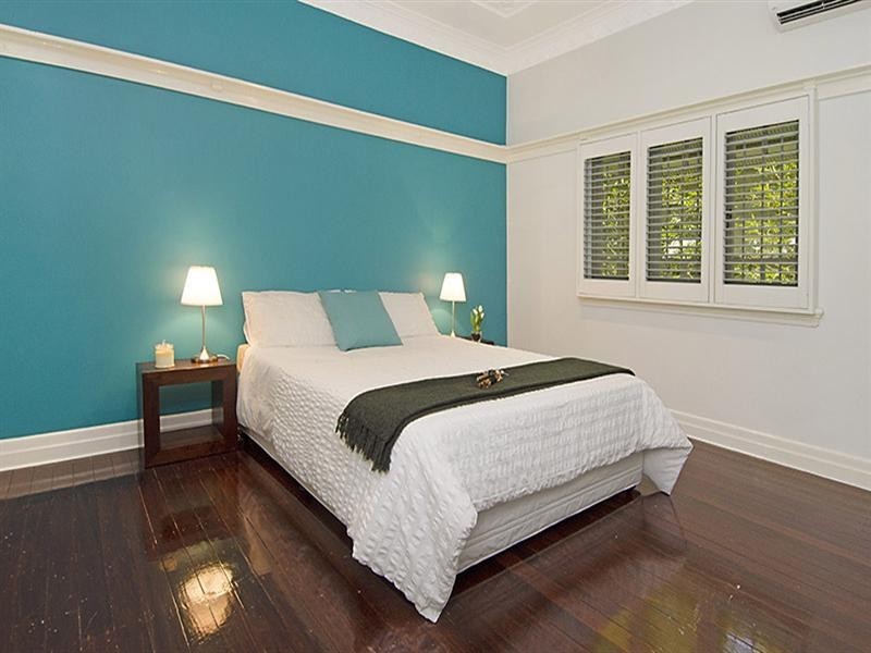 16 London Road, Clayfield QLD 4011