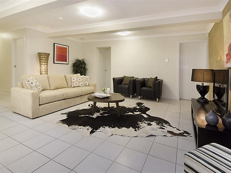 16 London Road, Clayfield QLD 4011