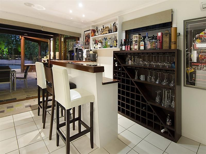 16 London Road, Clayfield QLD 4011