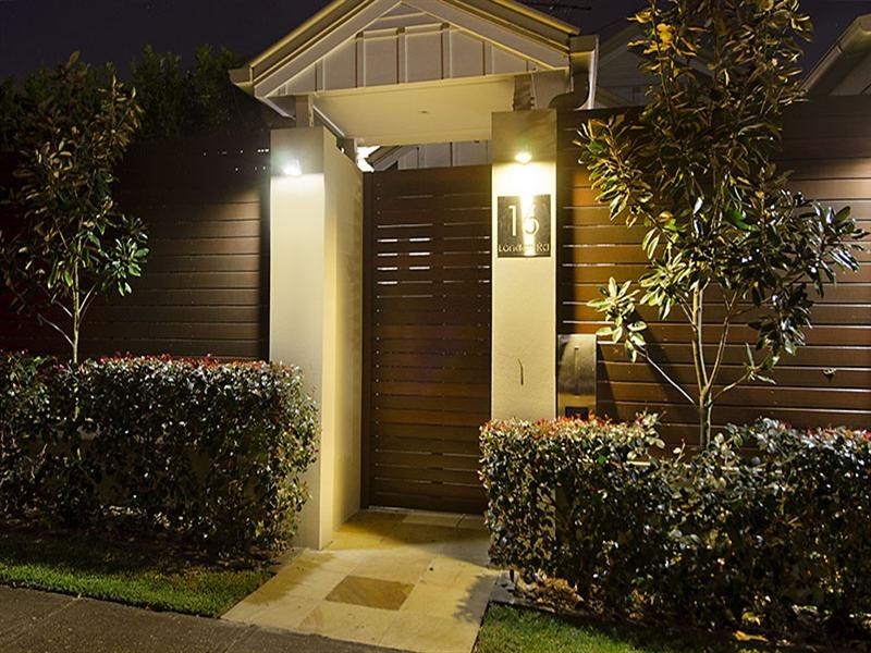 16 London Road, Clayfield QLD 4011