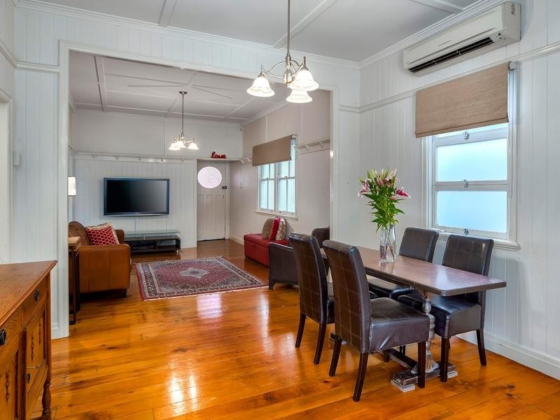 18 Frodsham Street, Albion QLD 4010