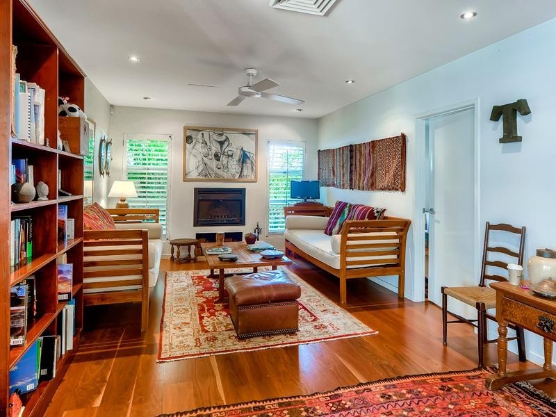 81 Pring Street, Hendra QLD 4011