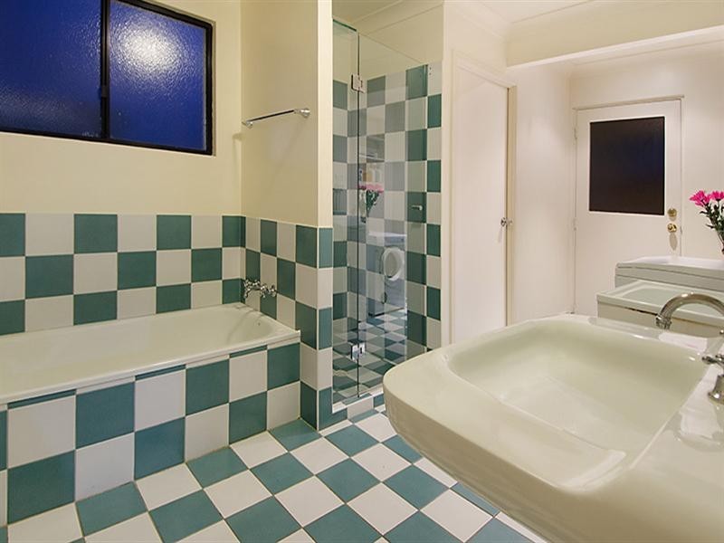 23 Howie Street, Clayfield QLD 4011