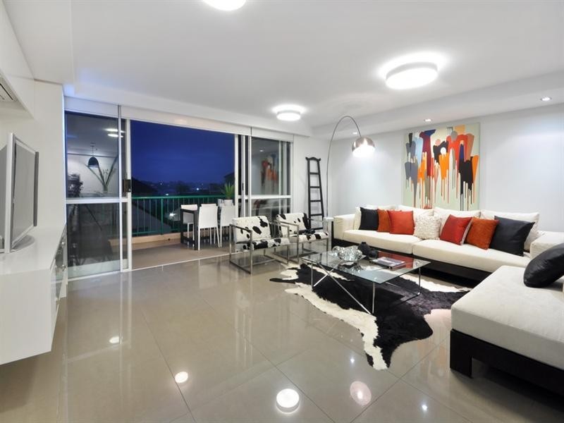 25/17 Whyenbah Street, Hamilton QLD 4007