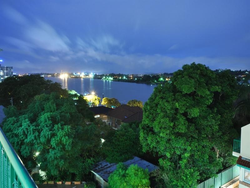 25/17 Whyenbah Street, Hamilton QLD 4007