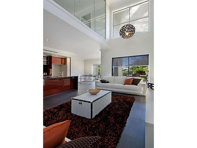 22 Pleystowe Crescent, Hendra QLD 4011