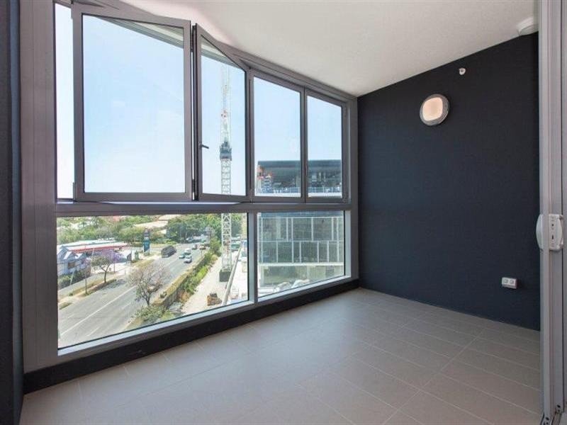 30601/2 Harbour Road, Hamilton QLD 4007