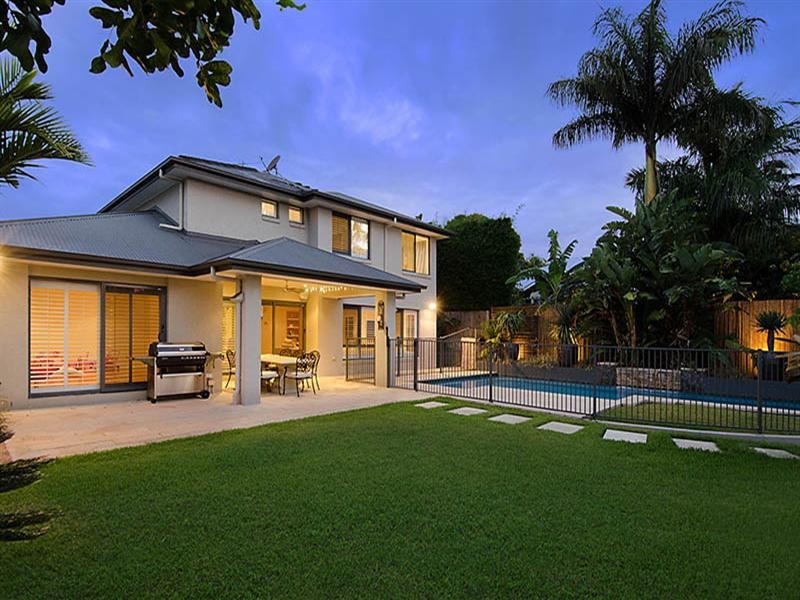 12 Blaikie Street, Hendra QLD 4011