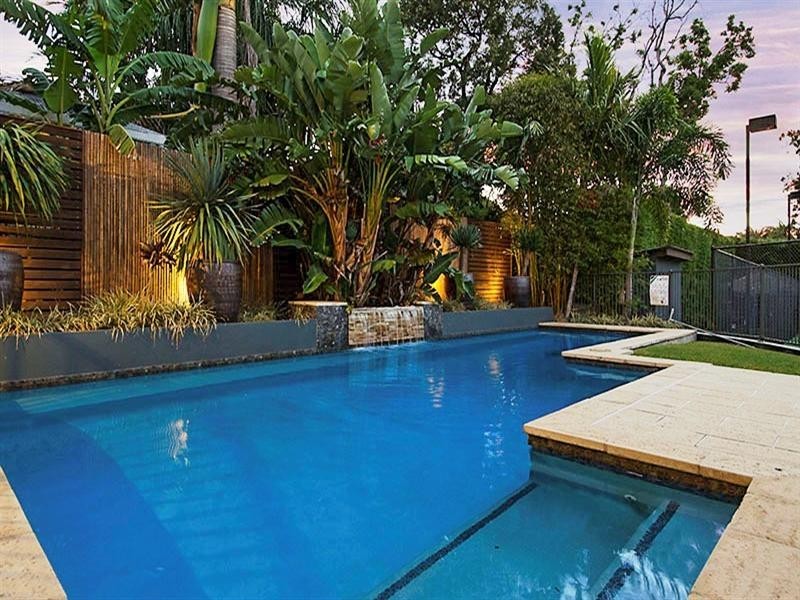 12 Blaikie Street, Hendra QLD 4011