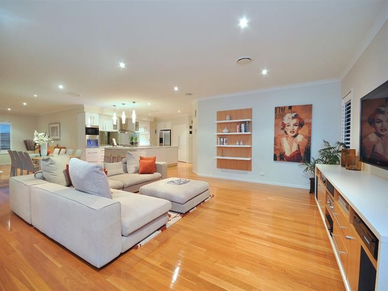 12 Blaikie Street, Hendra QLD 4011