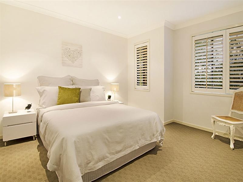 12 Blaikie Street, Hendra QLD 4011