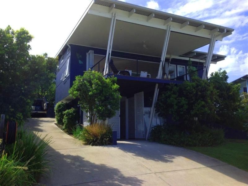 12 Trochus Place, Tangalooma QLD 4025