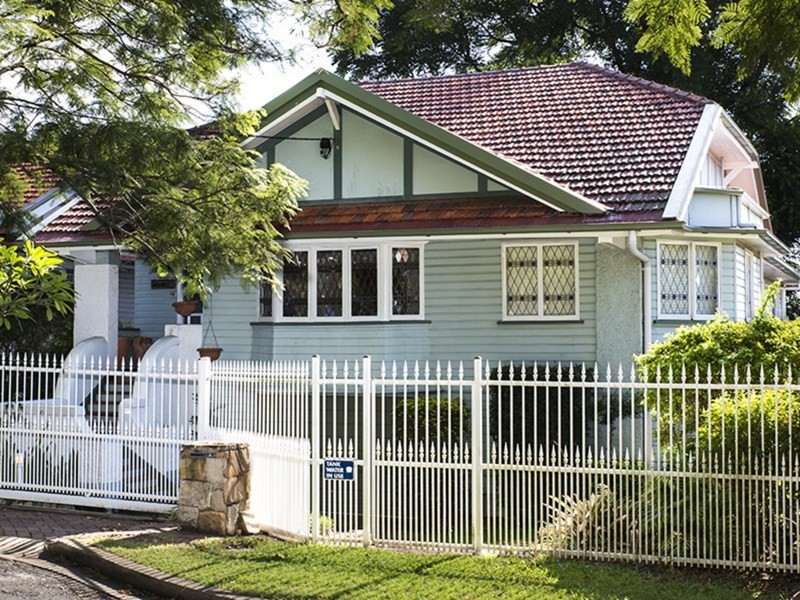 17 Tarranalma Avenue, Clayfield QLD 4011