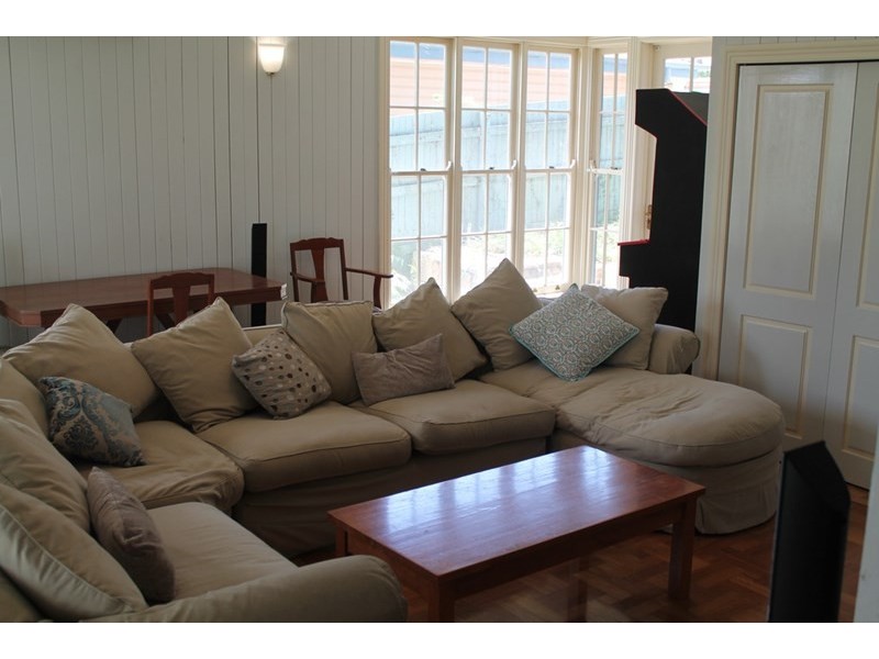 17 Tarranalma Avenue, Clayfield QLD 4011