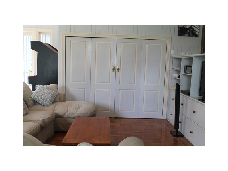 17 Tarranalma Avenue, Clayfield QLD 4011