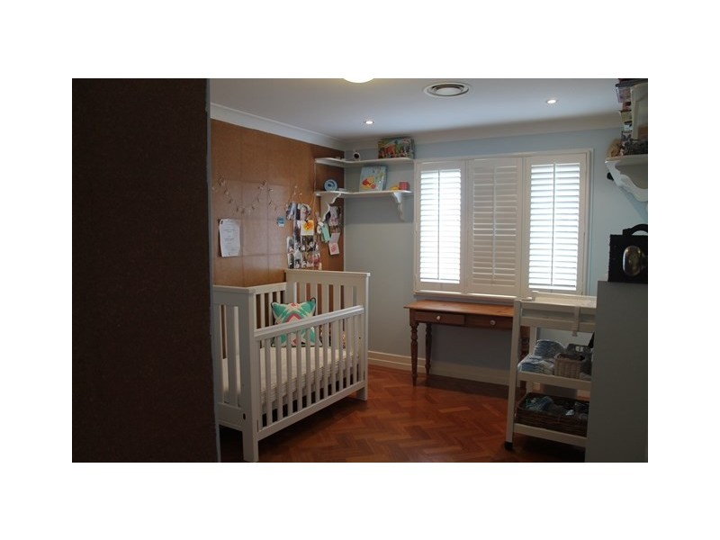 17 Tarranalma Avenue, Clayfield QLD 4011