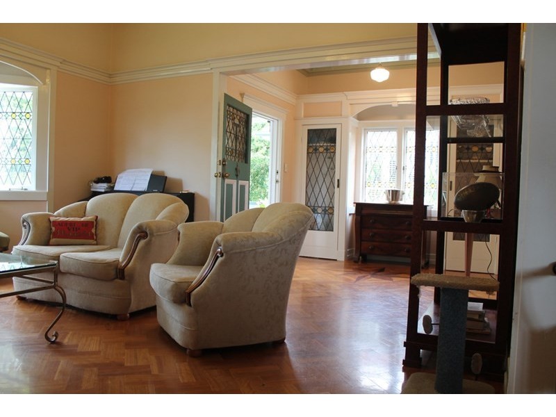 17 Tarranalma Avenue, Clayfield QLD 4011