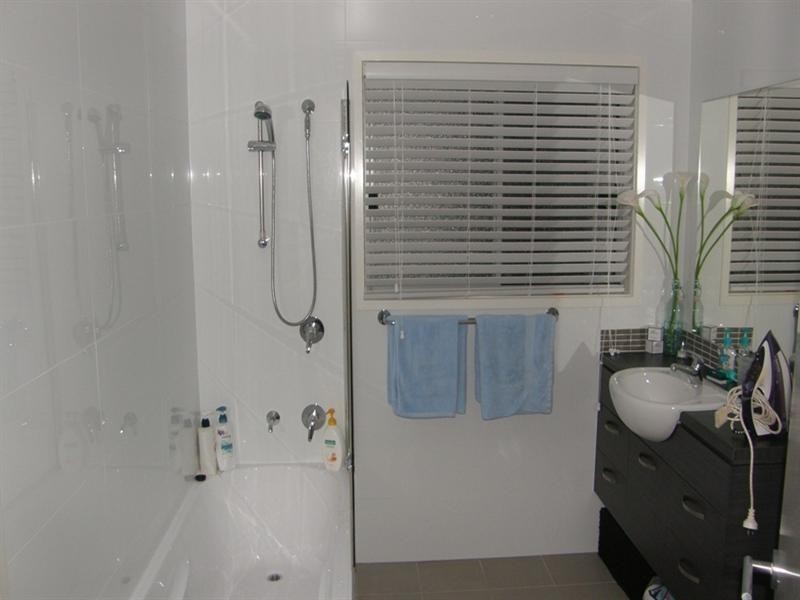 2/20 Figgis Street, Kedron QLD 4031