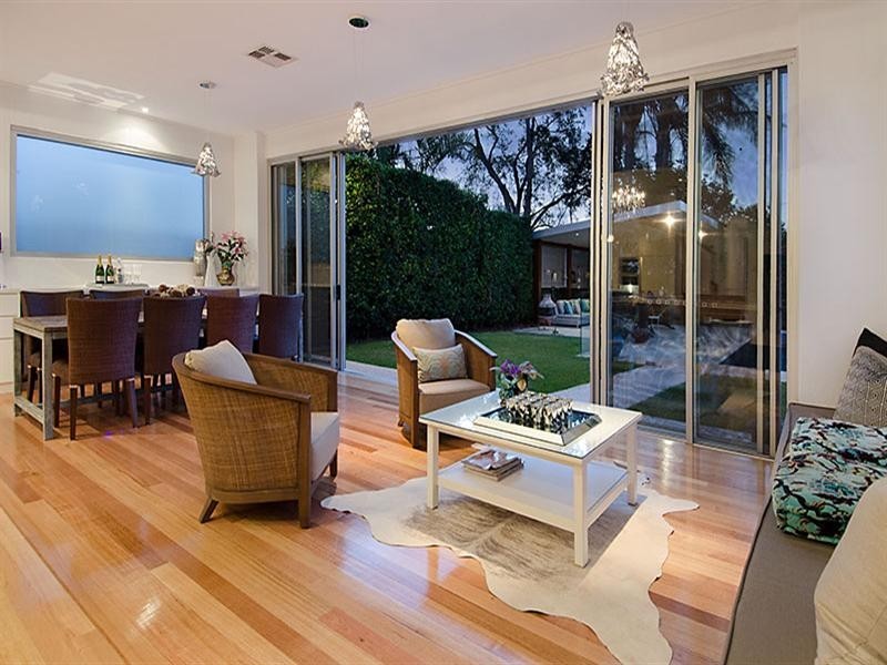 8A Doncaster Street, Hendra QLD 4011