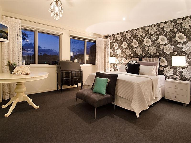 8A Doncaster Street, Hendra QLD 4011