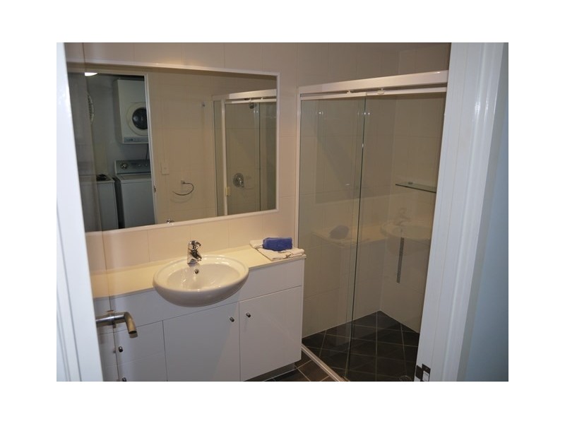 2/11 Beach Walk, Tangalooma QLD 4025