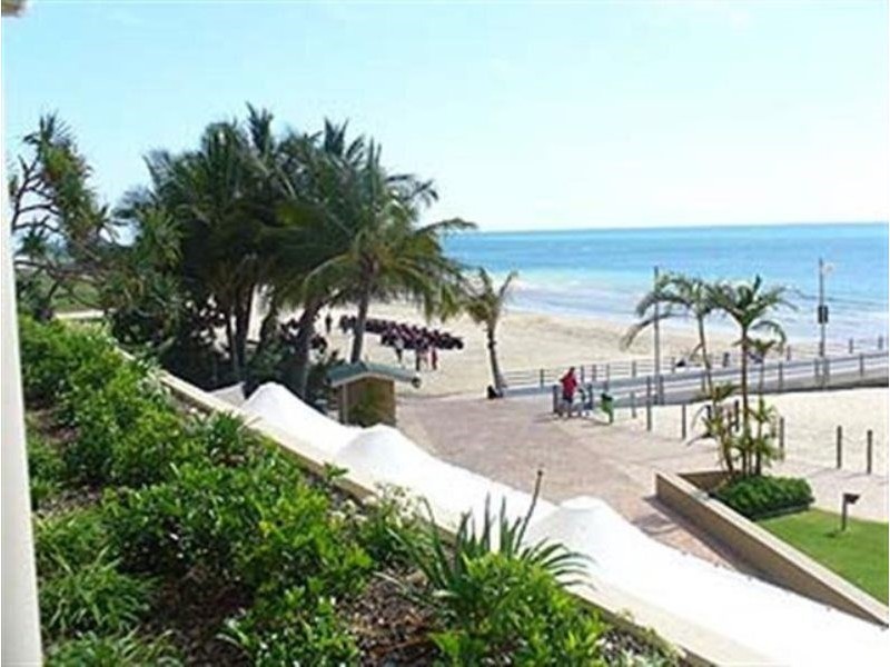 2/11 Beach Walk, Tangalooma QLD 4025