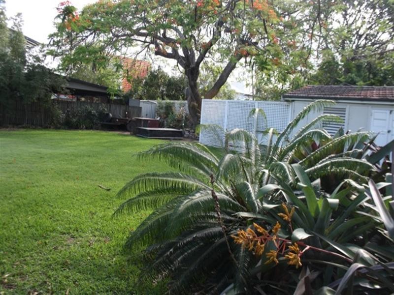 15 Highclere Street, Clayfield QLD 4011