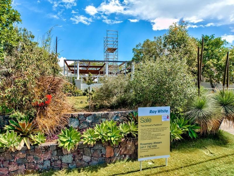 15 Highclere Street, Clayfield QLD 4011