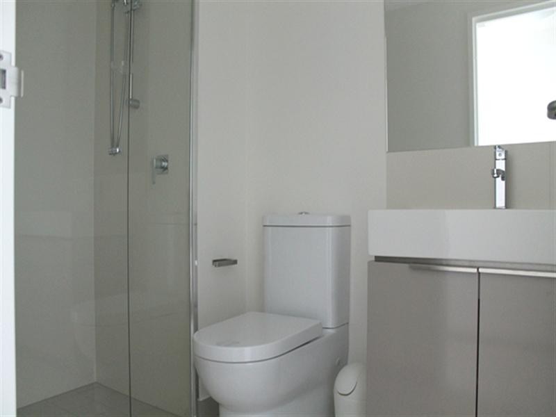 31010/2 Harbour Road, Hamilton QLD 4007