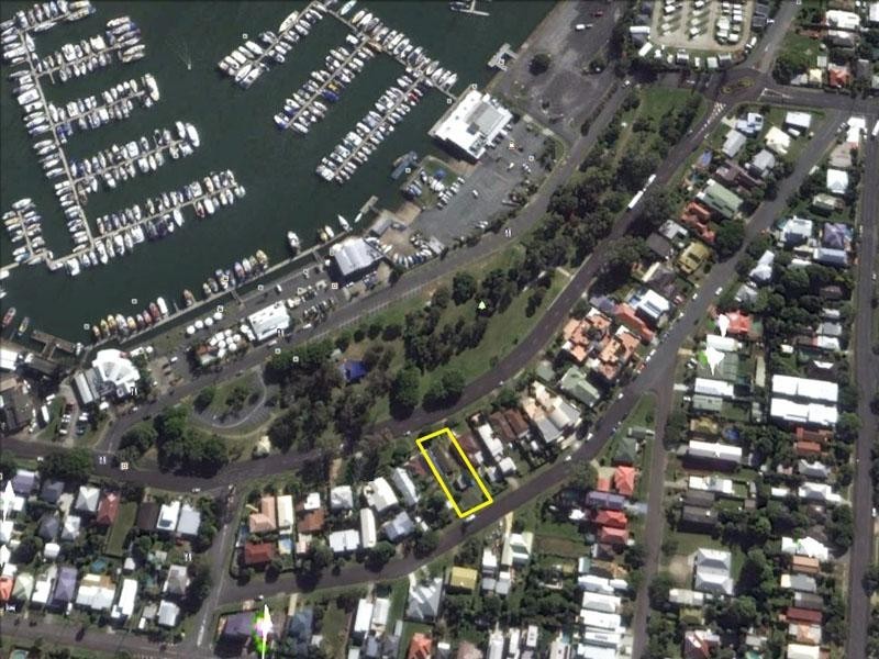 31 Thurecht Parade, Scarborough QLD 4020