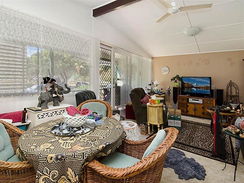 31 Thurecht Parade, Scarborough QLD 4020