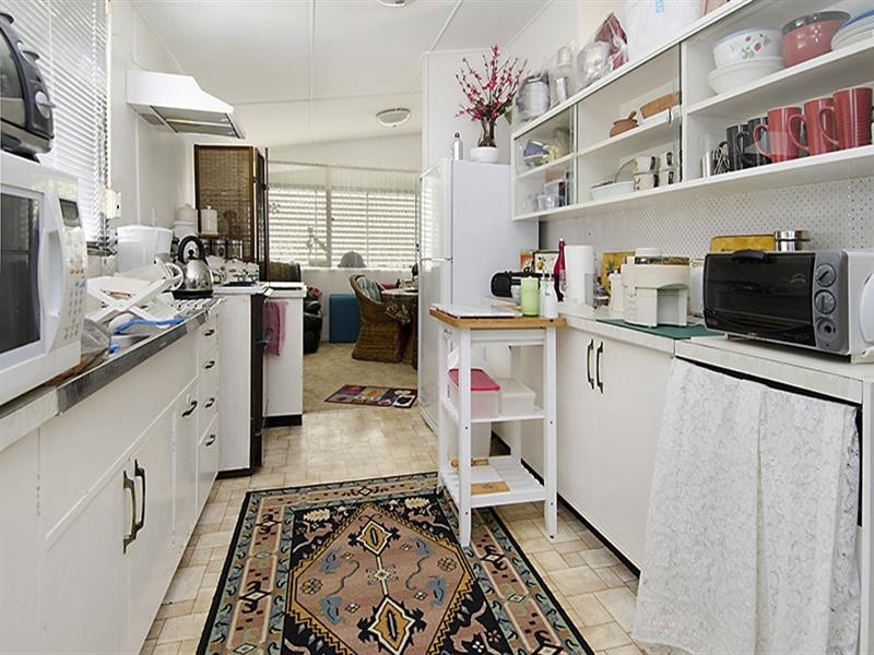 31 Thurecht Parade, Scarborough QLD 4020