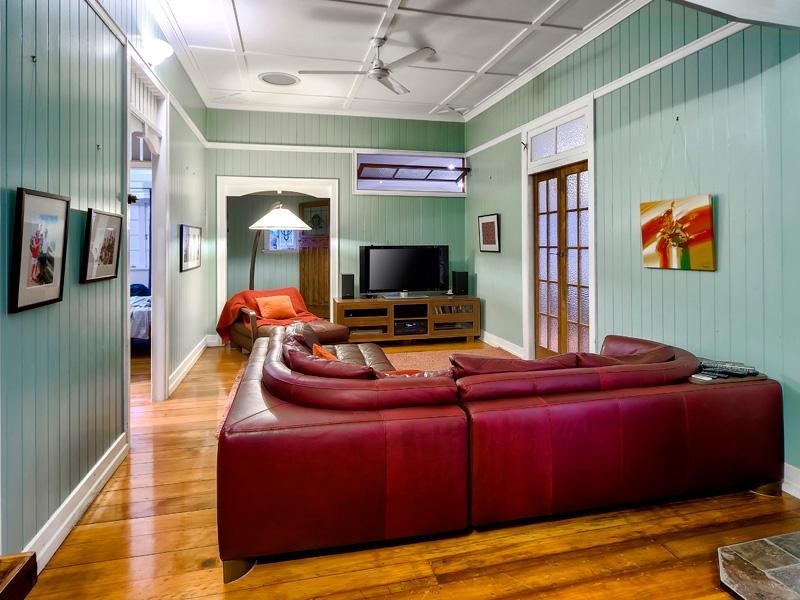 38 Gilbert Road, Windsor QLD 4030