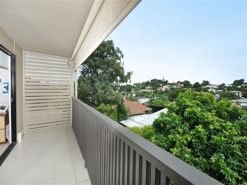 2/56 Montpelier Street, Clayfield QLD 4011