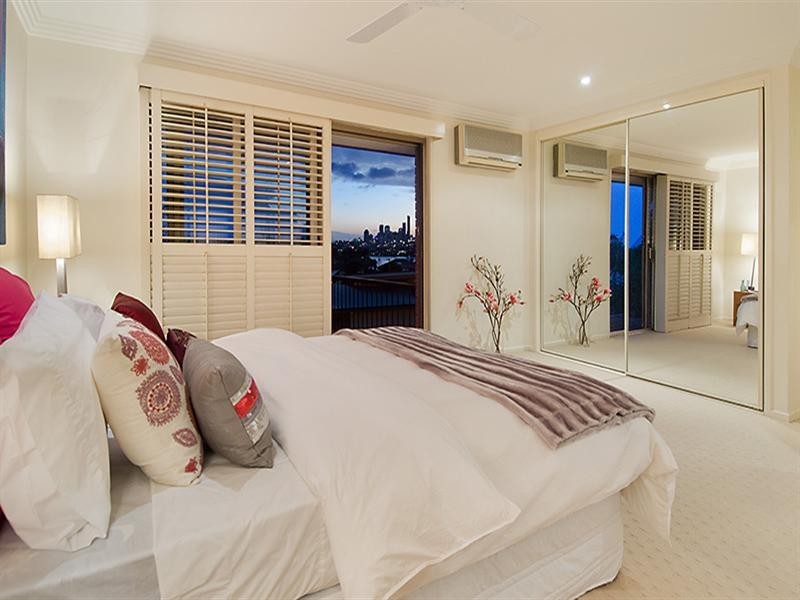 41A Langside Road, Hamilton QLD 4007