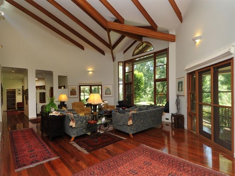 520 Gold Creek Road, Brookfield QLD 4069