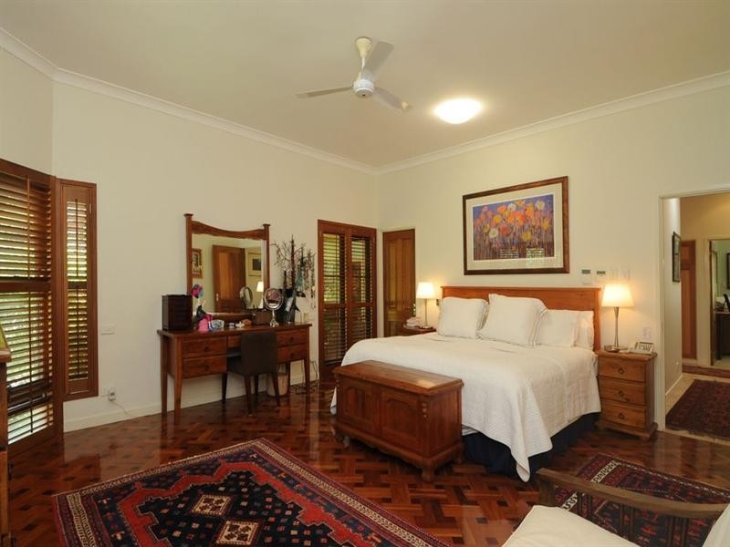 520 Gold Creek Road, Brookfield QLD 4069