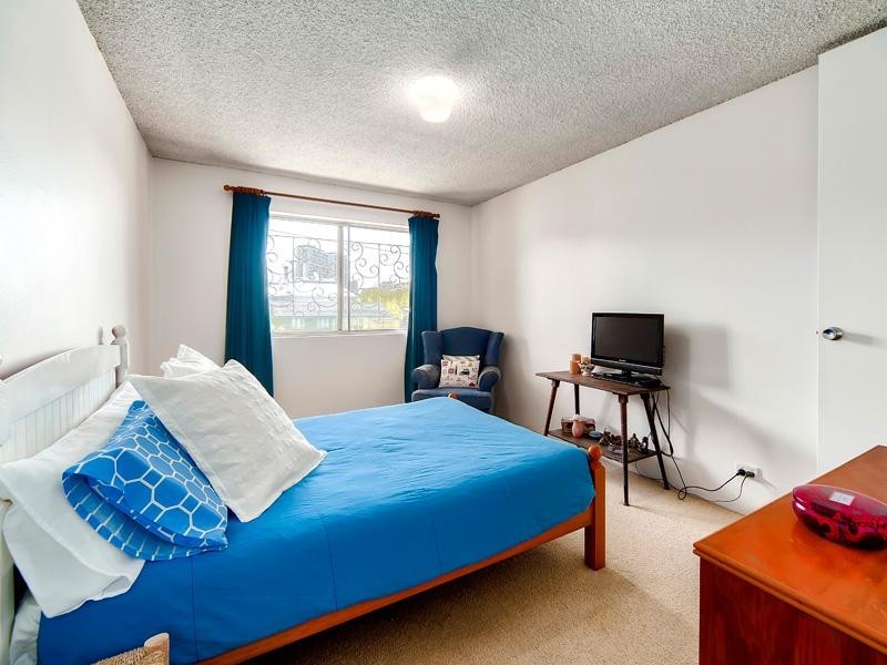 2/28 Riverview Terrace, Hamilton QLD 4007