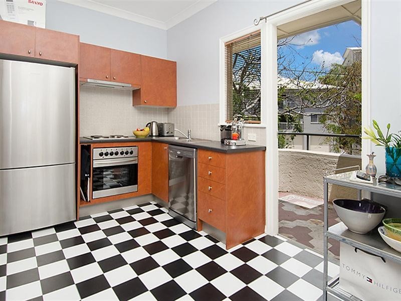 3/430 Sandgate Road, Albion QLD 4010