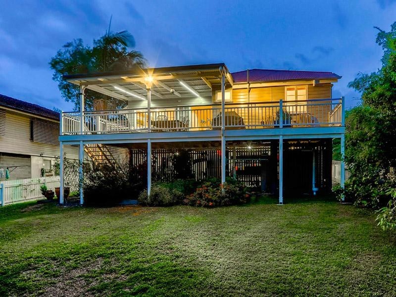 61 Cramond Street, Wilston QLD 4051