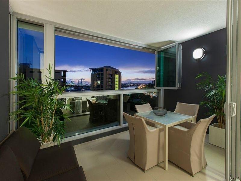 31109/2 Harbour Road, Hamilton QLD 4007