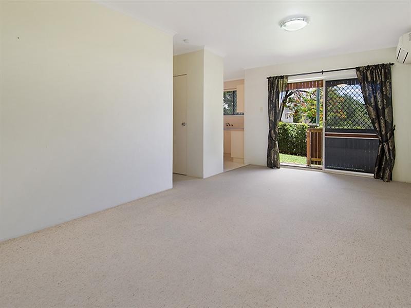 2/9 Kedron Street, Wooloowin QLD 4030