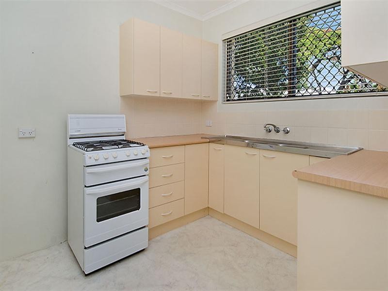 2/9 Kedron Street, Wooloowin QLD 4030