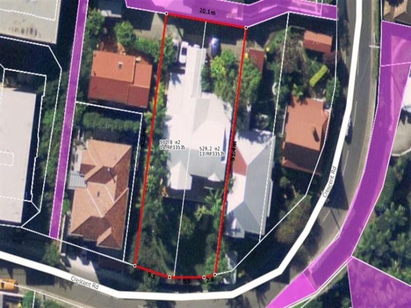 32 Crescent Road, Hamilton QLD 4007