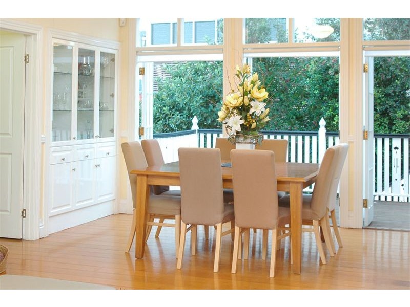 18 Goldsworthy Avenue, Hamilton QLD 4007