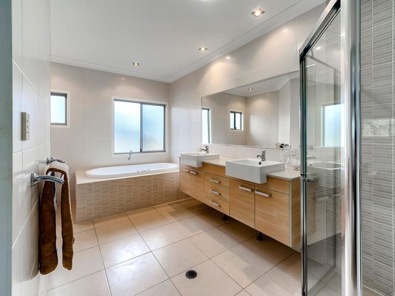 110 Mein Street, Hendra QLD 4011