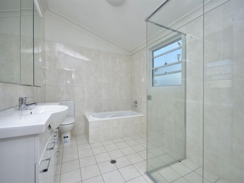 106 Mein Street, Hendra QLD 4011