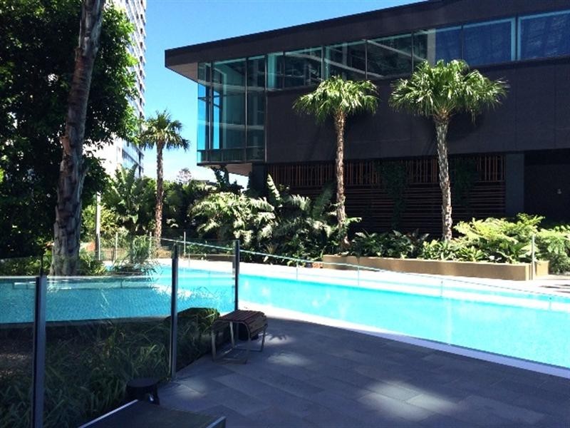 10301/8 Harbour Road, Hamilton QLD 4007