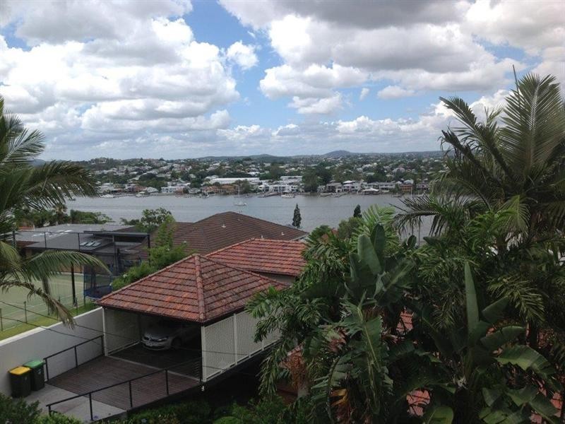 5/35 Langside Road, Hamilton QLD 4007